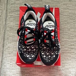 Nike Air Max 270 Print - Size 10.5C